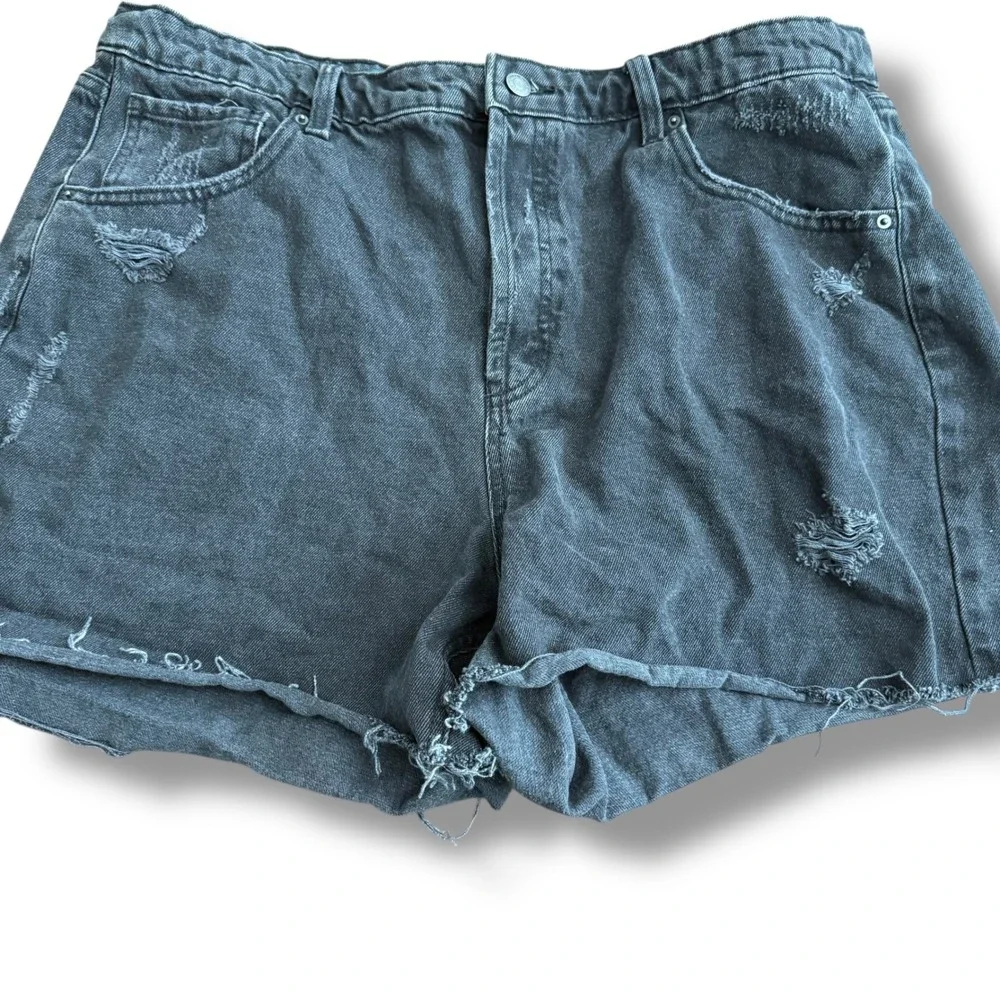 Wild Fable‎ Women Gray Distressed Denim Cutoff Shorts Size 17  Button Fly